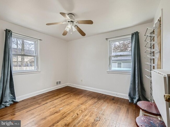 Photo - 4816 Valley Forge Rd
