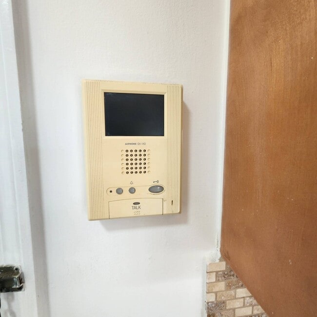 Photo - 66-83-83 70th St