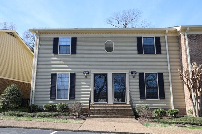 Photo - 5870 Brentwood Trace