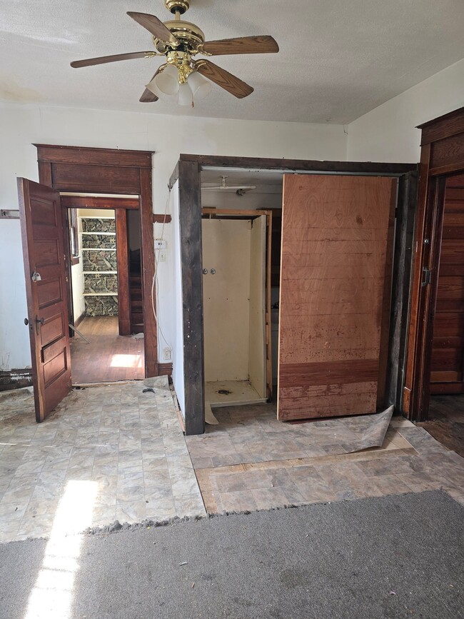 Photo - 1045 N Monroe St