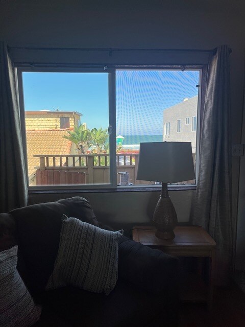 863 Ocean Ln Unit D