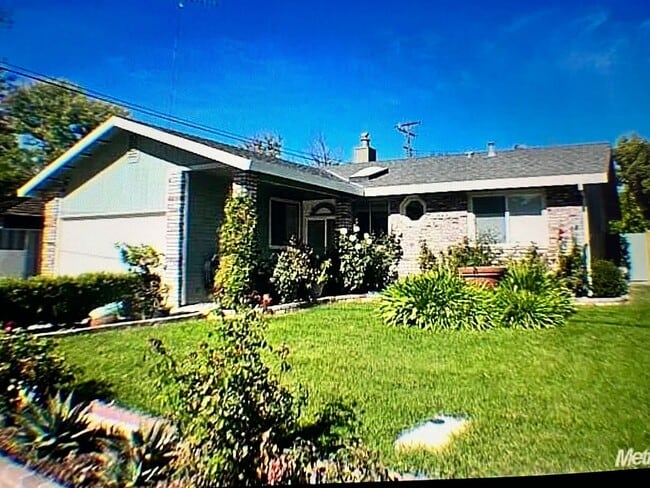 Building Photo - Home for Rent in Sacramento, CA 95821