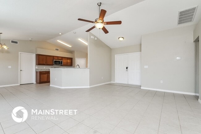 Photo - 2677 Hickory Ridge Dr