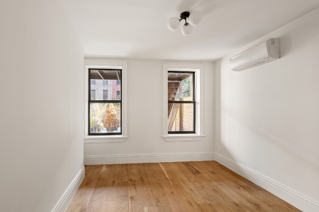 Photo - 398 Putnam Ave Unit 2