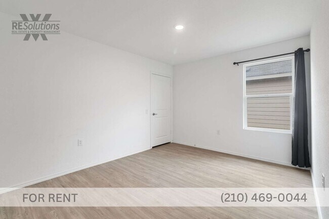 Photo - 12058 Still Pass