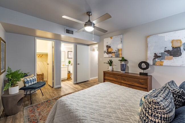 Arches Apartment Homes