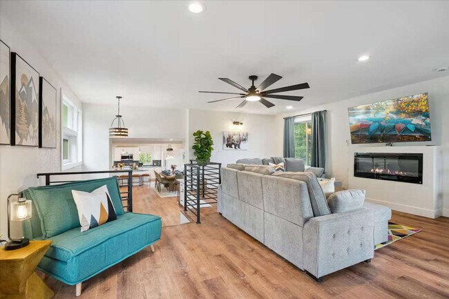6186 Sunshine Canyon Dr Unidad SI ID1465703P