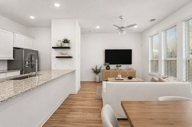 Photo - 575 Dry Fork Ln