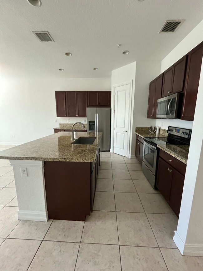 Photo - 1393 SW 115th Ave