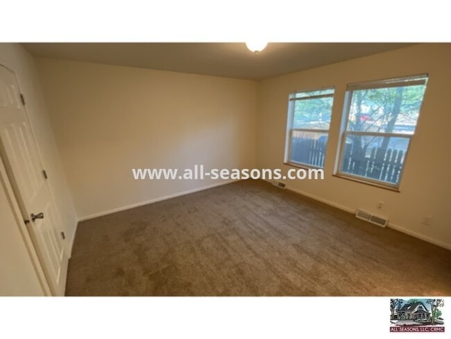 Photo - Spectacular spacious front unit in a West-side duplex!