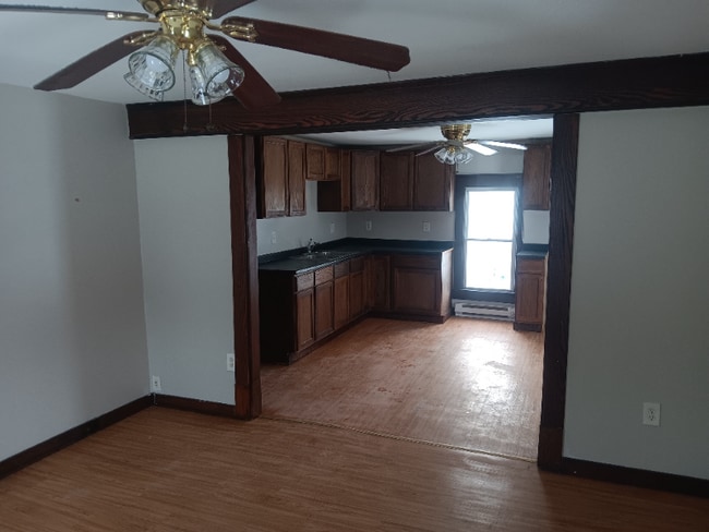 Building Photo - 4489 Sandy Lake Rd