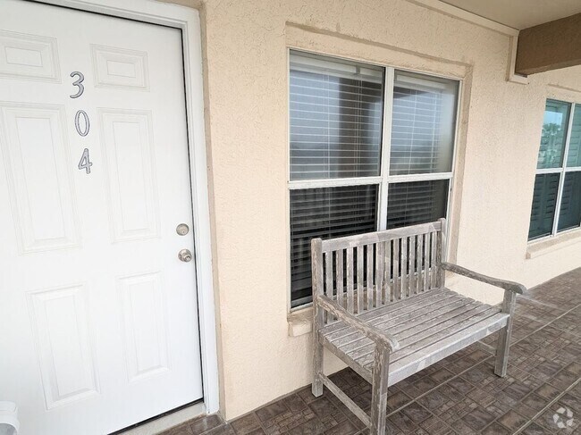 Building Photo - 123 E Amberjack St Rental