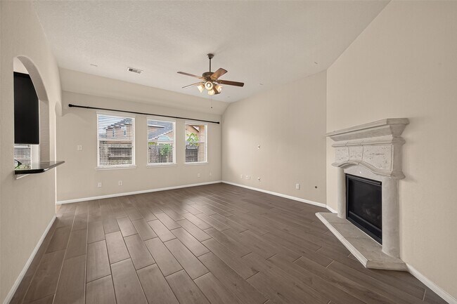 Photo - 3327 Fairmont Hills Ln