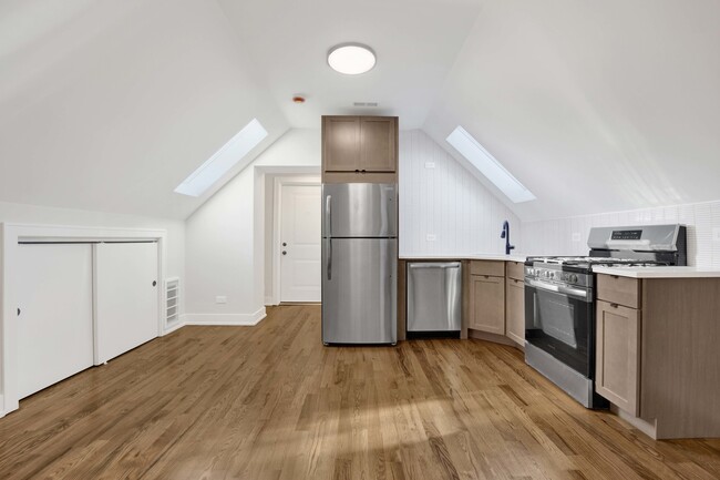 Photo - 3300 W Pershing Rd