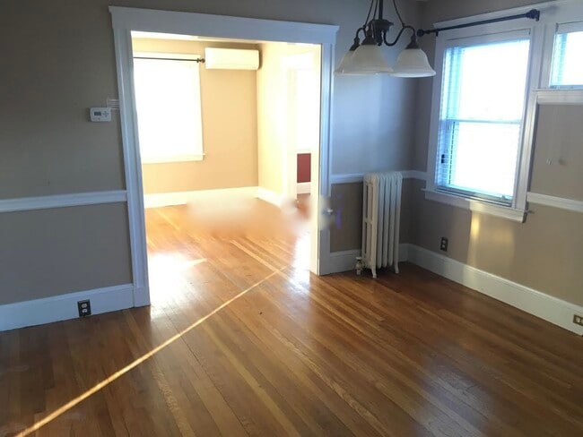 43 Glenmont Rd Unit 2
