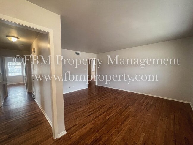 Photo - 214 Pensacola Ave