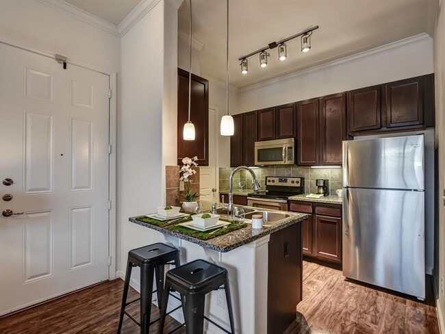 Photo - 2477 FM 1488 Unidad 1006