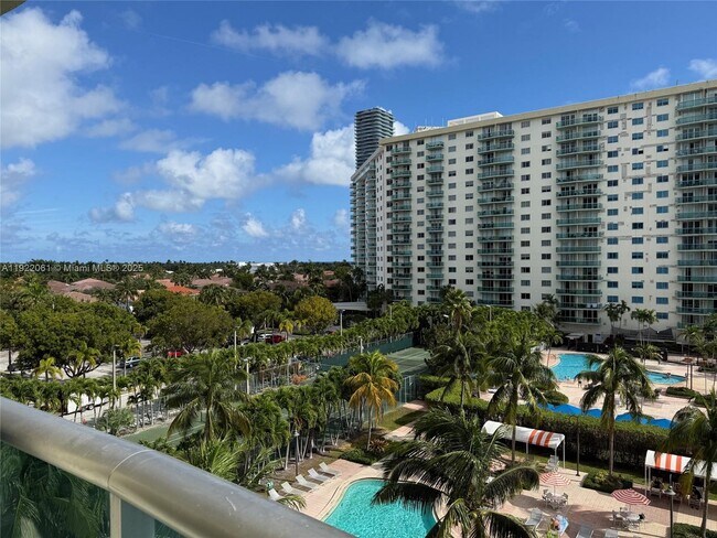 Photo - 19380 Collins Ave Unit 602