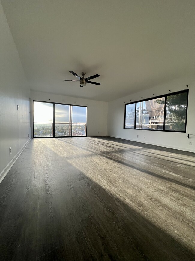 Photo - 2052 N Terrace Dr Townhome