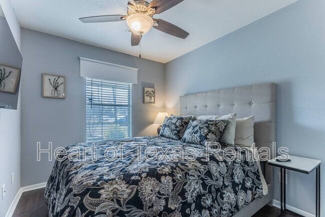 Photo - 1202 Spring St