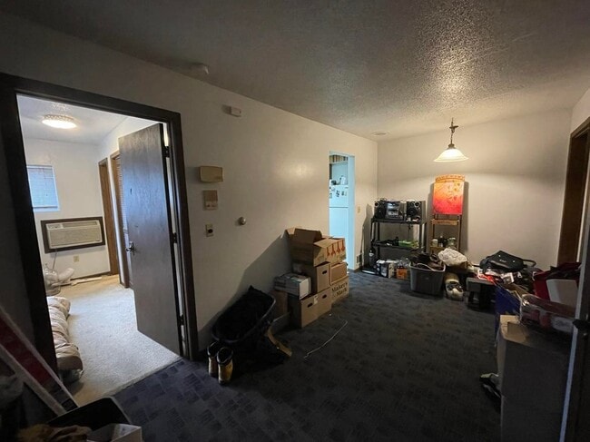 Photo - 173 E 2nd St Unidad #1