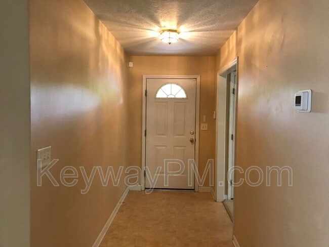 Photo - 1017 Caddenwoods Dr