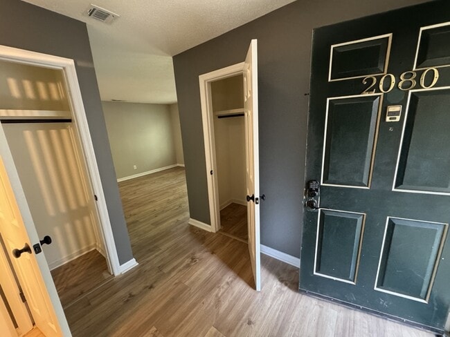 Photo - 2080 Woodlawn Dr SW Unit -