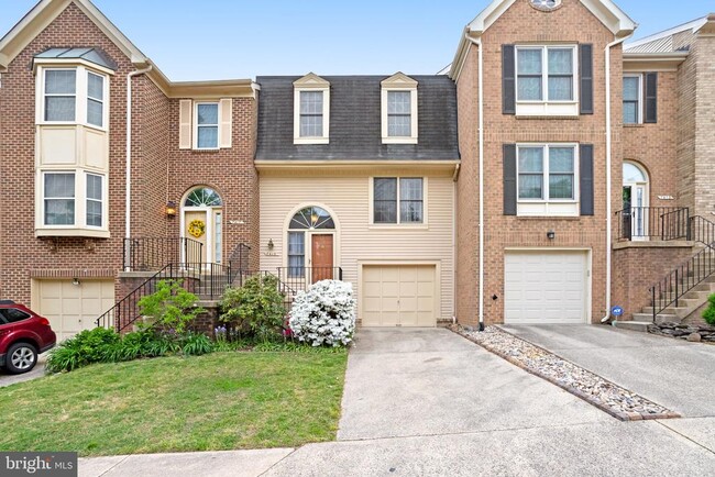 Photo - 7415 Salford Ct Townhome