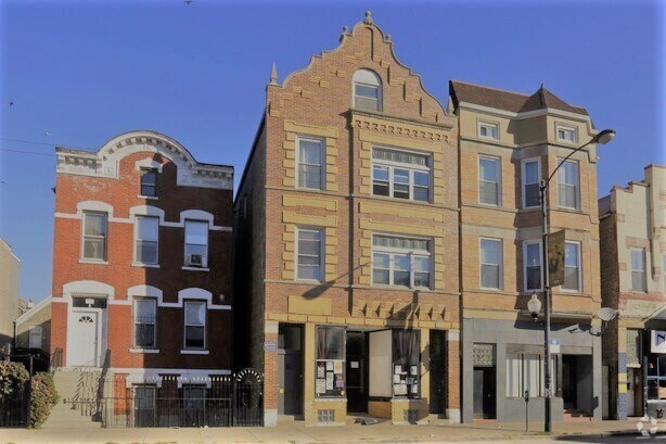 Building Photo - 1744 W 18th St Unit 2R Rental