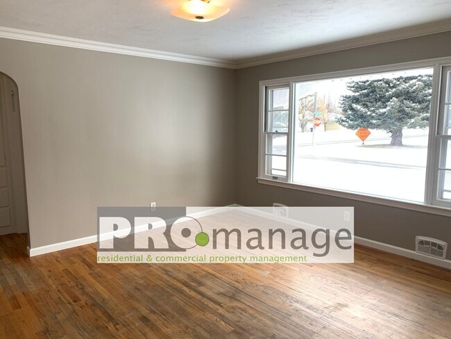 Photo - 4 Bed, 2 Bath Home w/ 1 Car Garage - Idaho Falls