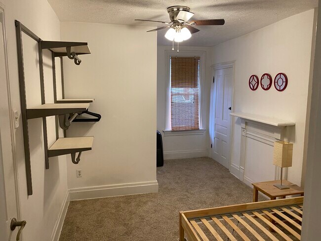 Photo - 2617 Jane St Unit 2