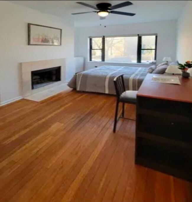 Photo - 681 W Wrightwood Ave Unidad 1E