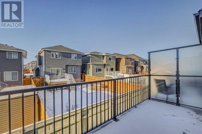 Photo - 301 Redstone Blvd NE