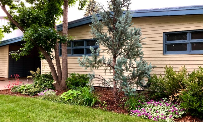 Photo - 821 Juniper Ln