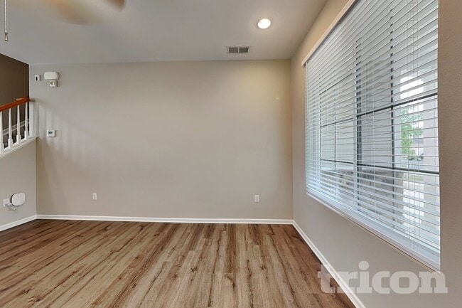 Photo - 20681 Randolph Pl