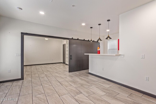 Photo - 129 N 11th Ave Unit Apt 2A