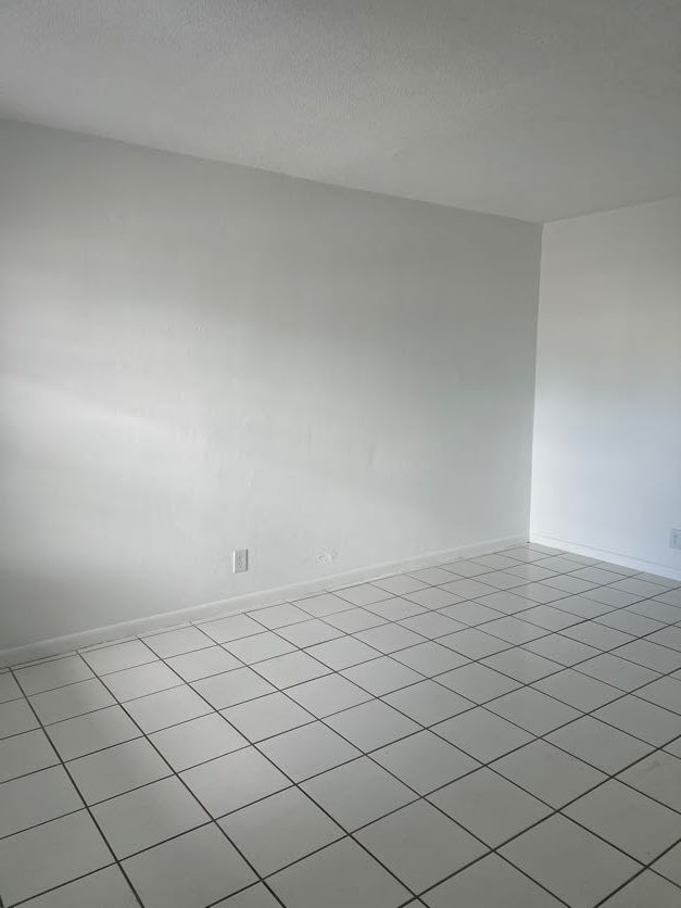 Photo - 374 Sunshine Dr