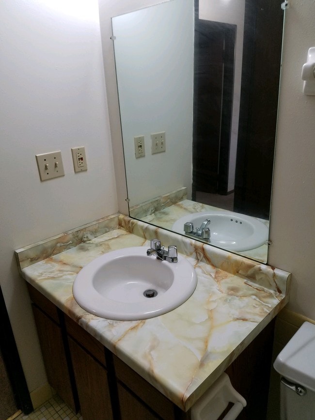 Lake Park Apartments
