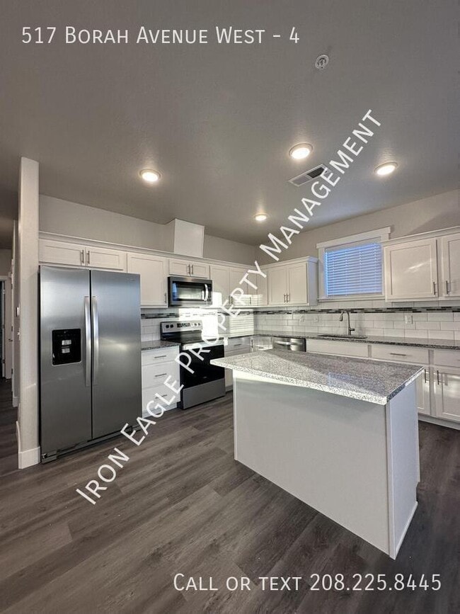Photo - 517 Borah Ave W