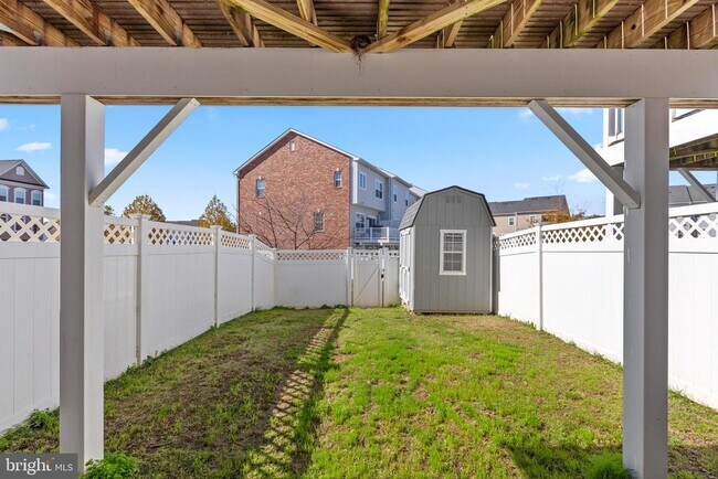 Photo - 5345 Tweeddale Pl