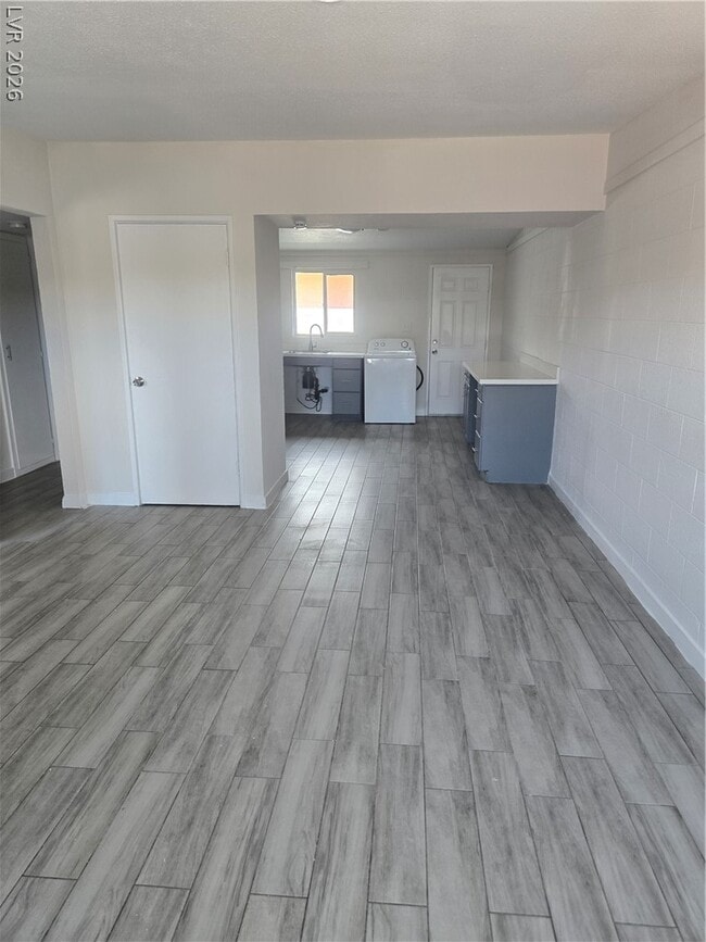 2107 Statz St Unit 5