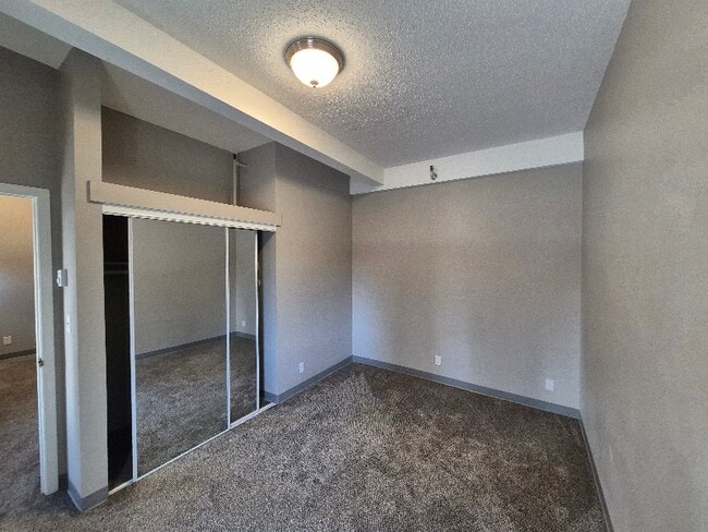 Photo - 301 N Riverfront Dr Unidad 205