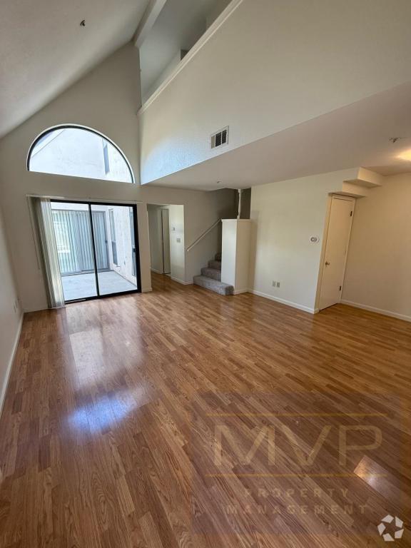 Building Photo - 411 N 1st Ave Rental