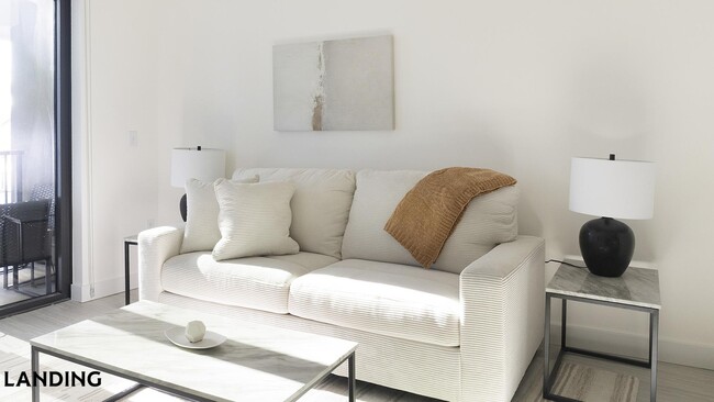 Building Photo - 1007 S Mint St Unit 831