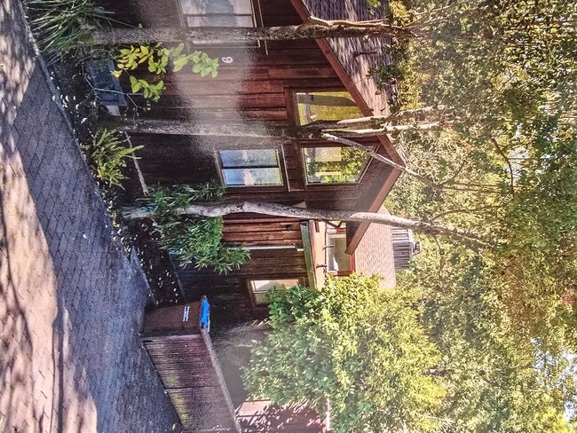 9 Hillside Ave Unit 9A