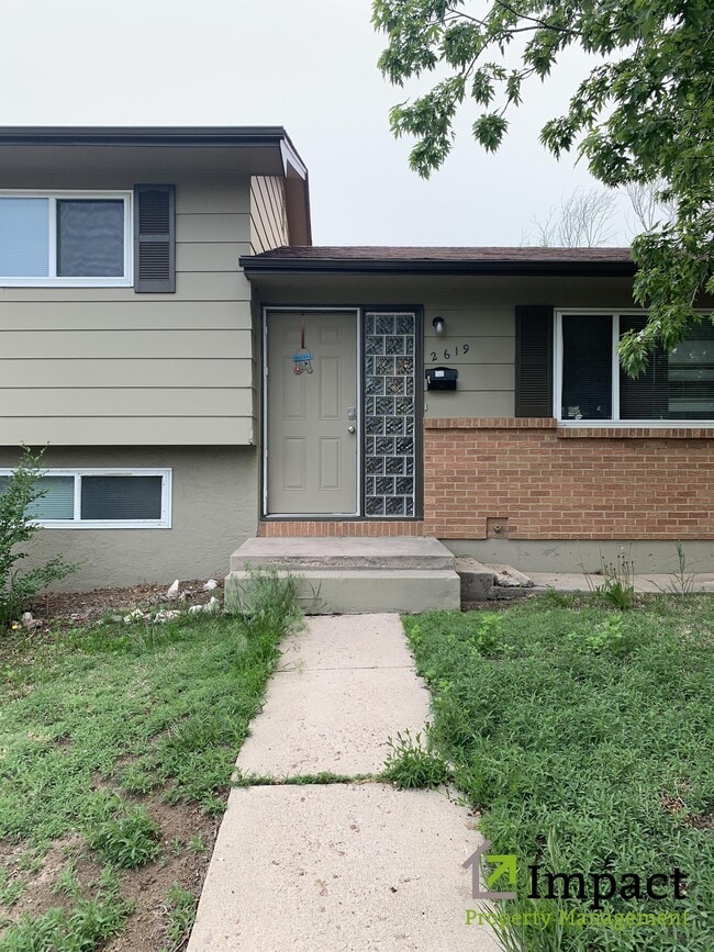 Photo - 2619 Weir Ave