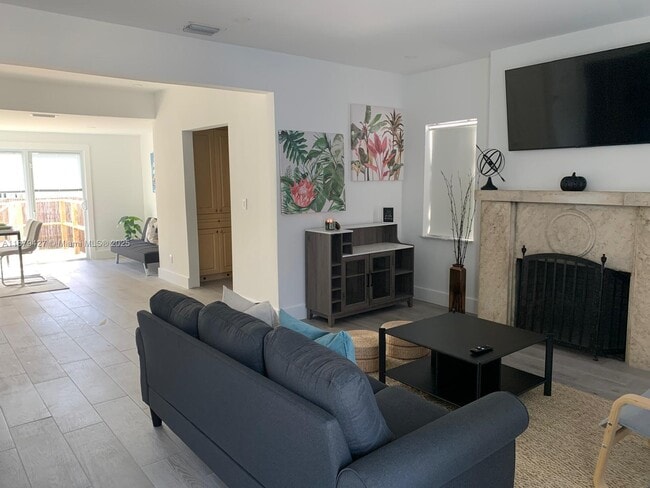 Photo - 4240 NW 2nd Terrace