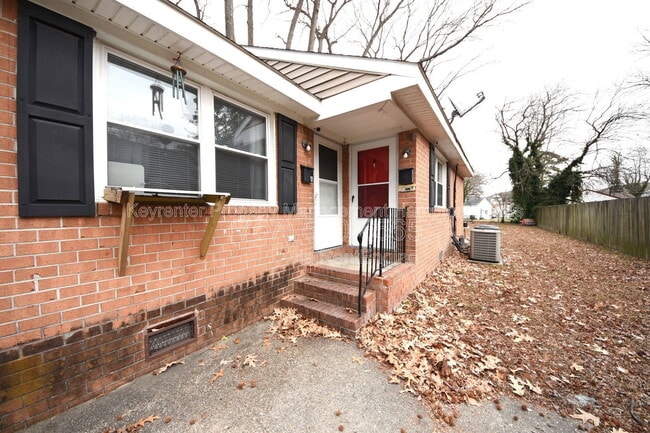 Photo - 6252 Edward St