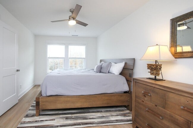 Building Photo - Luxury Three Bedroom Townhome in Lincolnton