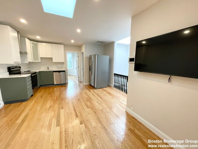 Photo - 7 Warwick St Unit 3